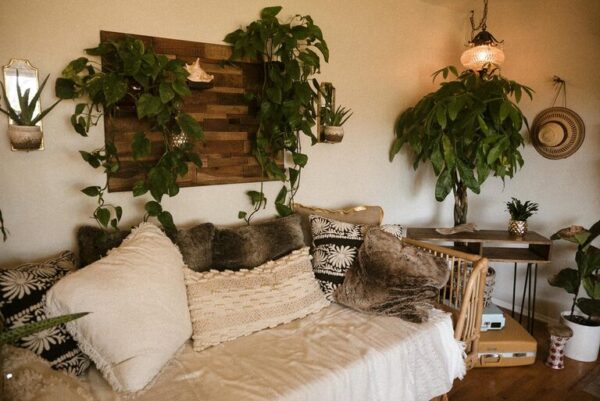 Tips for Creating a Cozy and Inviting Living Room Space